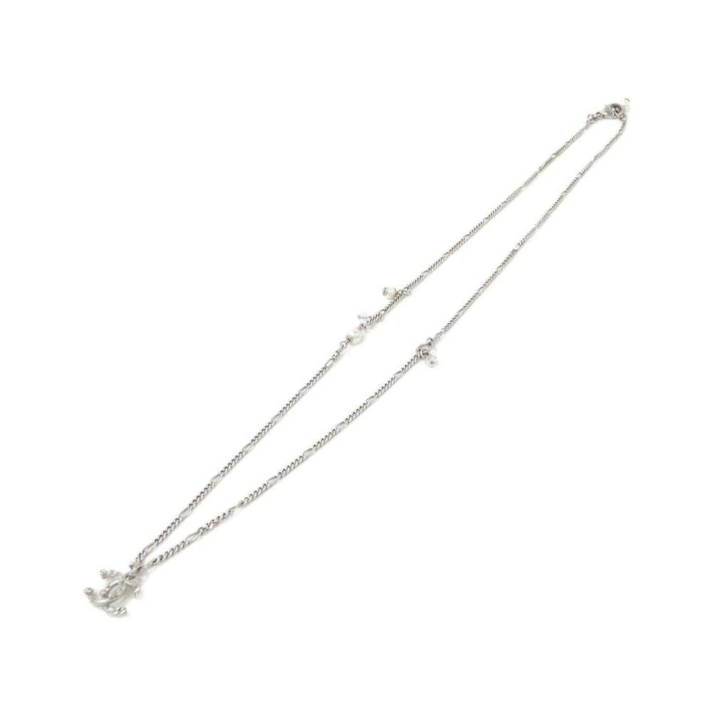 CHANEL Authentic White Necklace - Picture 2 of 6